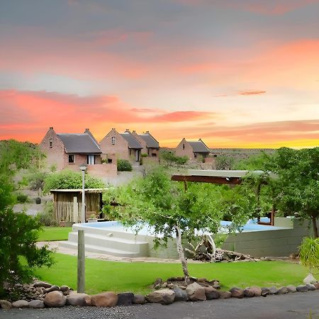Teri-Lemveli Lodge Beaufort West Dış mekan fotoğraf