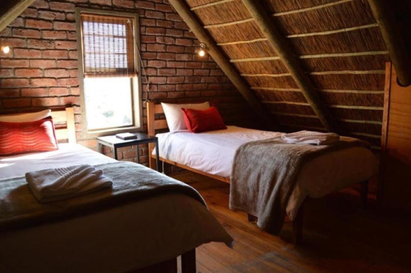 Teri-Lemveli Lodge Beaufort West Dış mekan fotoğraf