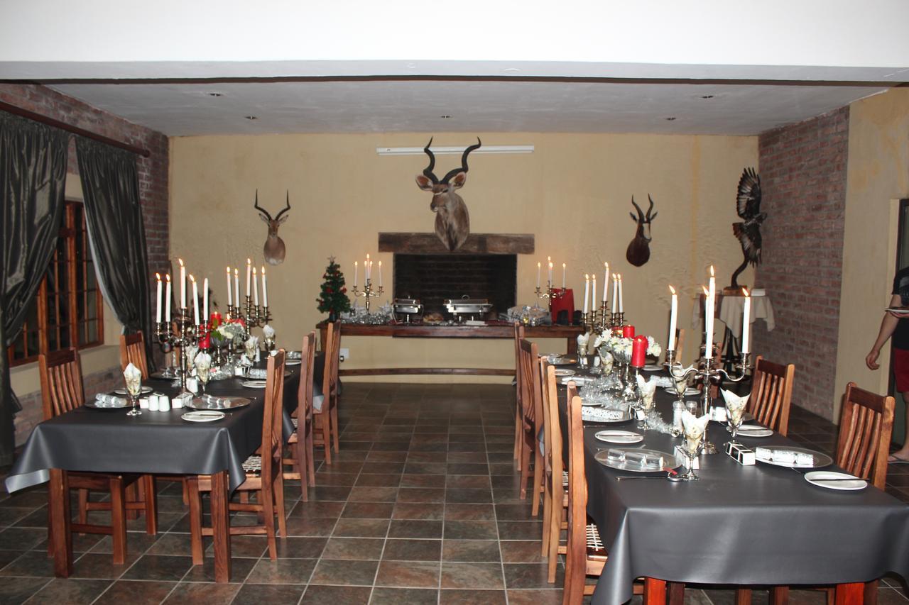 Teri-Lemveli Lodge Beaufort West Dış mekan fotoğraf