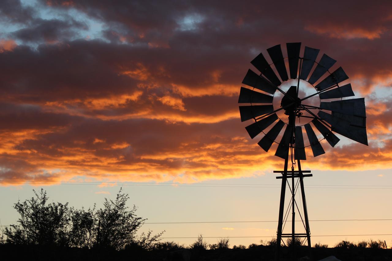 Teri-Lemveli Lodge Beaufort West Dış mekan fotoğraf