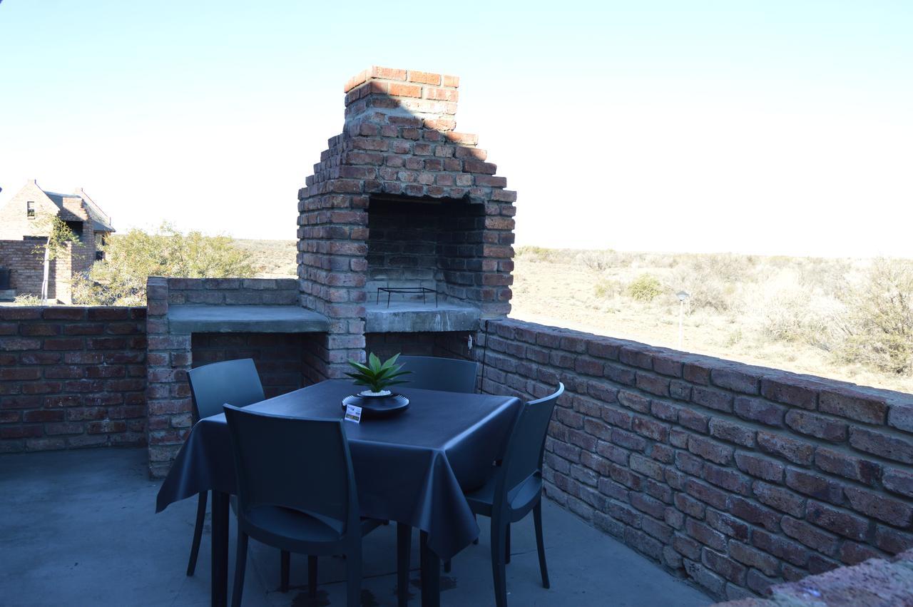 Teri-Lemveli Lodge Beaufort West Dış mekan fotoğraf